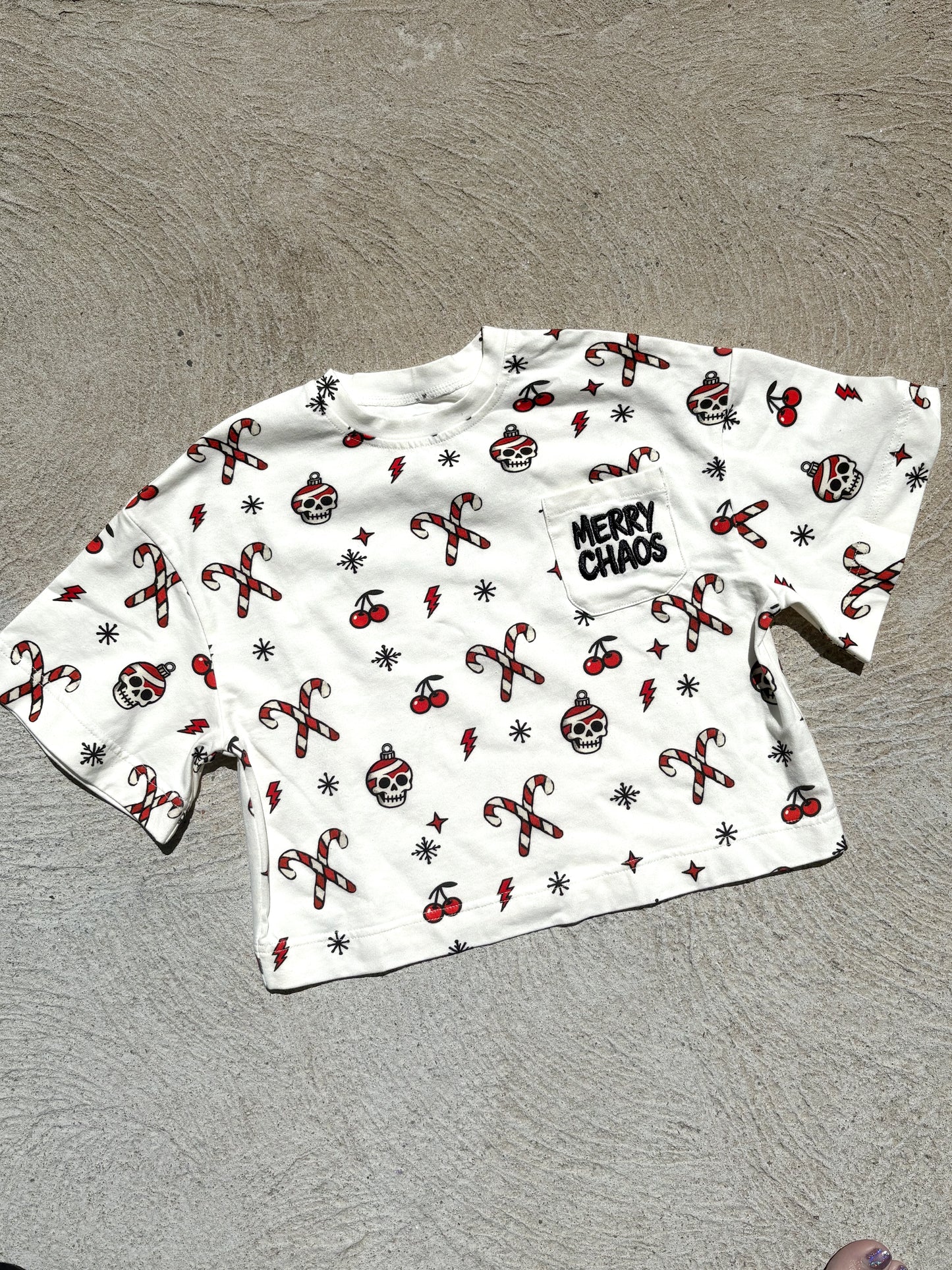 MERRY CHAOS TEE